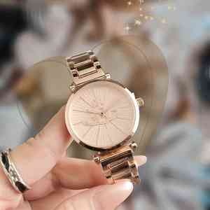 Venta al por mayor de fábrica: Reloj de pulsera de silicona con diseño de triángulo invertido para <span class=keywords><strong>mujer</strong></span>, estilo empresarial, de la marca Guesse Geneva, para parejas o con estilo. - Product Image 4