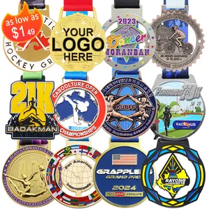 Ontwerp Je Eigen Op Maat Gemaakte Metalen Medaille Zinklegering 3d 5K Marathon Voetbal Taekwondo Zwemmen Race Finisher Award Sport Medailles