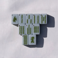 Set Permainan Mahjong Kristal 4 Buah 1,26 Inci, Hijau Rumput Klasik Modern Mewah Portabel untuk Perjalanan, Motif Melati Amerika