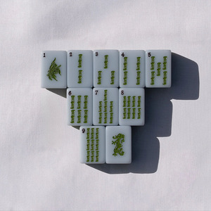 Jeu de Mahjong Classique de Luxe Vert Herbe, 4 Pièces en Acrylique de 1,26 Pouce, Motif Jasmin Américain - Product Image 3