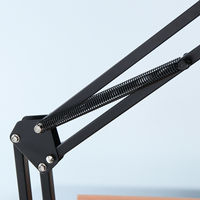 Support de pince de table de montage de micro Support de bras de ciseaux de suspension de pantographes de microphone