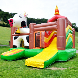 Castillo inflable comercial para niños, combo de casa de brinco con tobogán, diseño de granja con vacas. - Product Image 1