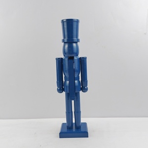 Figurine décorative en bois de 14 pouces, finition bleue brillante, avec flocons de neige, <span class=keywords><strong>casse</strong></span>-<span class=keywords><strong>noisette</strong></span> pour la décoration, vente en gros - Product Image 2