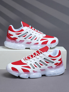 Chaussures de course décontractées et sportives pour hommes Doublure en maille Fermeture à lacets Semelle extérieure en TPU Léger Tendance de la mode Taille 48 en stock - Product Image 6