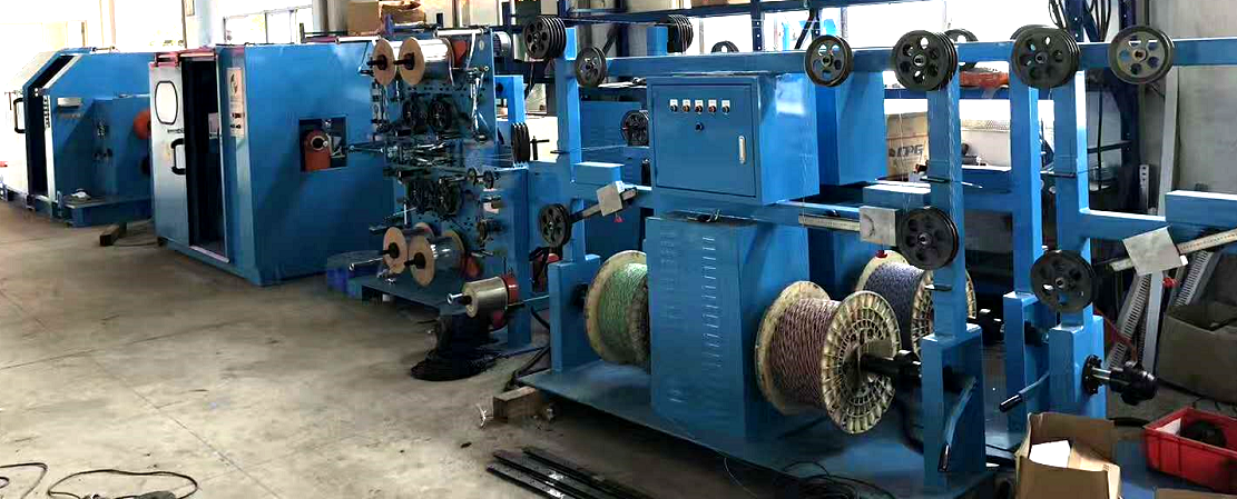 Automatic Computerized Wire And Cable Cutting and Stripping Machine