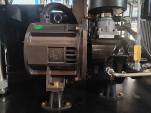 Compresor de Aire Lubricado Portátil <span class=keywords><strong>4</strong></span> en 1 Refrigerado por Aire HUITONG XINDA de 5.5-37kW 7.5/<span class=keywords><strong>10</strong></span>/15/20/30/50HP - Product Image 2