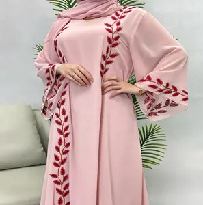 2024 Dubai Abaya gaun Muslim kualitas tinggi ukuran besar panjang Arab Dubai Islami Abaya Kaftan gaun Muslim wanita dengan pembungkus kepala