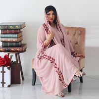 Robe Musulmane Broderie Prix Usine avec Foulard, Longues Abayas Caftan Marocain Vêtements Ethniques Robe de Soirée Islamique Modeste