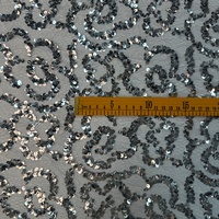 Tissu en dentelle brodée de paillettes de la marque BOHUA, extensible, 100% polyester tricoté, poids moyen 150 GSM, avec cristaux de 3 mm, idéal pour les soirées