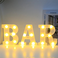 Lampes LED en forme de lettres de l'alphabet A-Z, nouvelle arrivée, lampe à chiffres lumineuse, décoration de la maison, mariage, fêtes de Noël, remise de diplômes, Ramadan