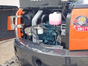 Mini-excavatrice sur chenilles Kubota U55 d'occasion avec composant moteur essentiel pour excavatrice Kubota U55 - Product Image 5