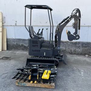 Miniexcavadora de cadenas de 0.9 toneladas más vendida con cabina, alta eficiencia, marca DY para trabajos de paisajismo - Product Image 1