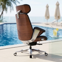 Chaise de bureau ergonomique de direction avec structure en bois, siège noir, base en aluminium, roulettes pivotantes, siège de bureau durable pour manager