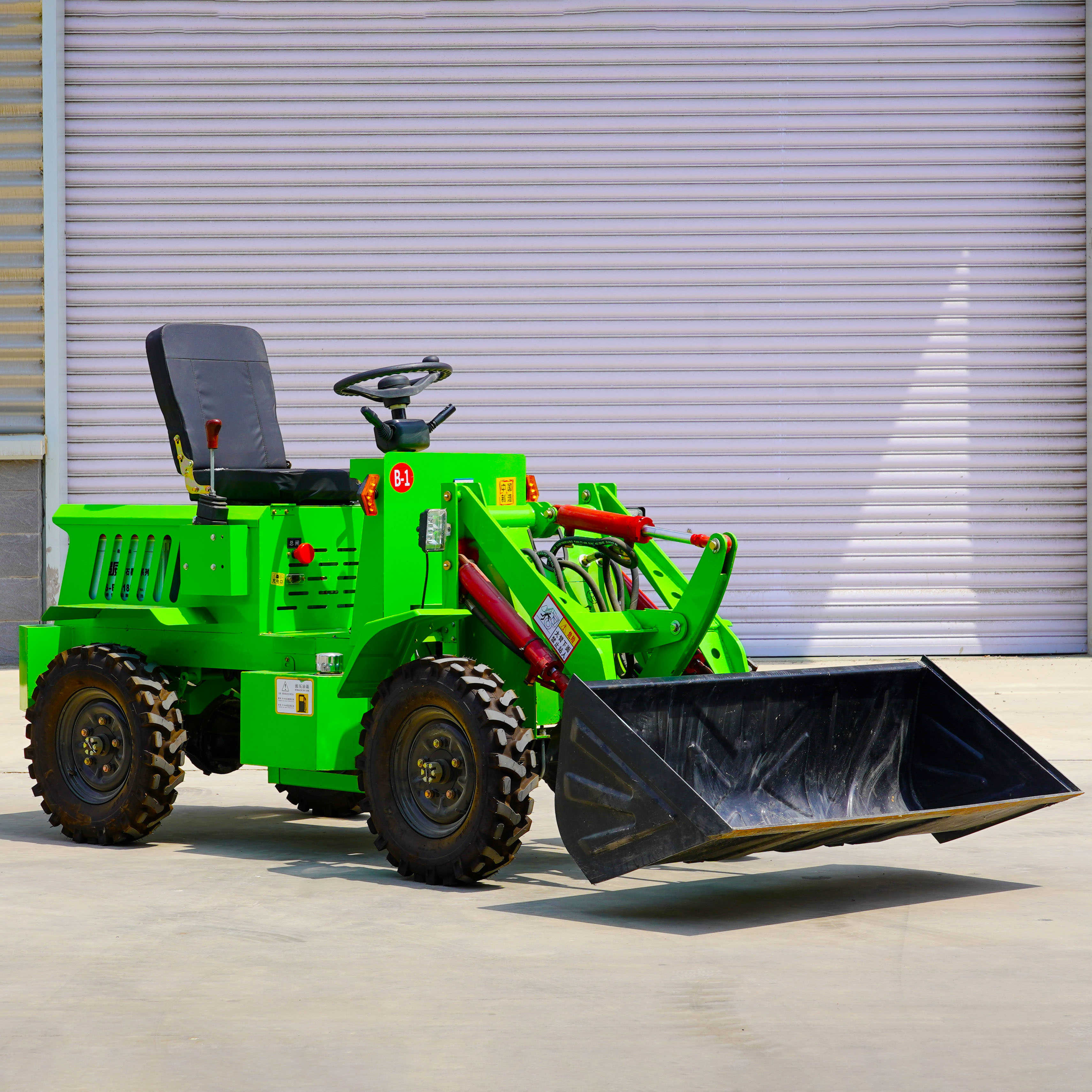 China Makes the Cheapest Four-wheel Drive Loader Multi-function Mini Electric Wheel Loader