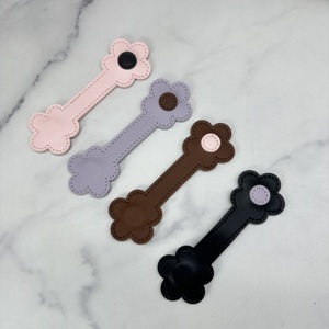 Flower Markers Reading Magnetic Pu Leather <b>Bookmarks</b> Promotional <b>Gift</b> for Book Lovers - Product Image 2