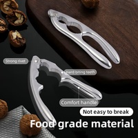 Fabrieksgroothandel handmatige aluminiumlegering haaienvormige walnootkraker huishoudelijke pecannootkraker fruit- en groentegereedschap