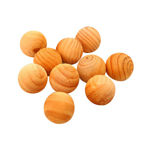Boules de bois de camphre pour usage domestique, un substitut aux boules anti-mites. Convient aux armoires de maison. Cinq balles par paquet. - Product Image 5
