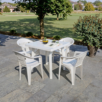 Chaises blanches modernes empilables et robustes pour salle à manger, hôtel, événements en plein air