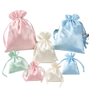 Sac à poussière en tissu satiné avec logo imprimé OEM, cordon de serrage, imperméable, résistant à la poussière, pochette de rangement avec cordon de serrage, plusieurs couleurs - Product Image 1