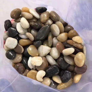 Hoogwaardige gepolijste kiezelsteentjes voor tuinlandschapsarchitectuur, aquariumdecoratie, paden; zwart, wit en meerkleurige stenen - Product Image 5