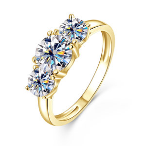 Anillos de tres piedras de moissanita de 2 quilates con certificación GRA, color D, VVS1, cobre con baño de oro de 14K, joyería creativa informal de moda para mujer. - Product Image 6