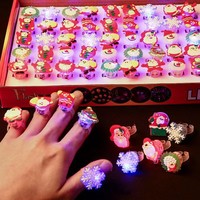 Bague Lumineuse de Noël LED, Doigt Scintillant, Bracelet Clignotant, Collier et Broche Lumineux – Cadeau pour Enfants, Jouet de Noël LED
