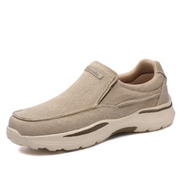 Chaussures décontractées pour personnes âgées, style slip-on, dessus en toile souple, semelle extérieure légère en EVA, doublure en mesh respirant, absorption des chocs