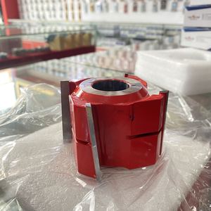 Tête <span class=keywords><strong>de</strong></span> coupe hélicoïdale personnalisée outil <span class=keywords><strong>de</strong></span> rainurage <span class=keywords><strong>de</strong></span> planification du bois 4 dents coupe-planificateur TCT avec éperons - Product Image 3