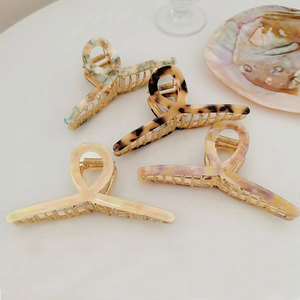 2026 Fashion Women 11cm Large Tortoise Shell Hair <strong>Claws</strong> Korean Crab <strong>Leopard</strong> Big <strong>Claw</strong> Hollow Jumbo Metal Acetate Hair <strong>Claw</strong> Clips - Product Image 6