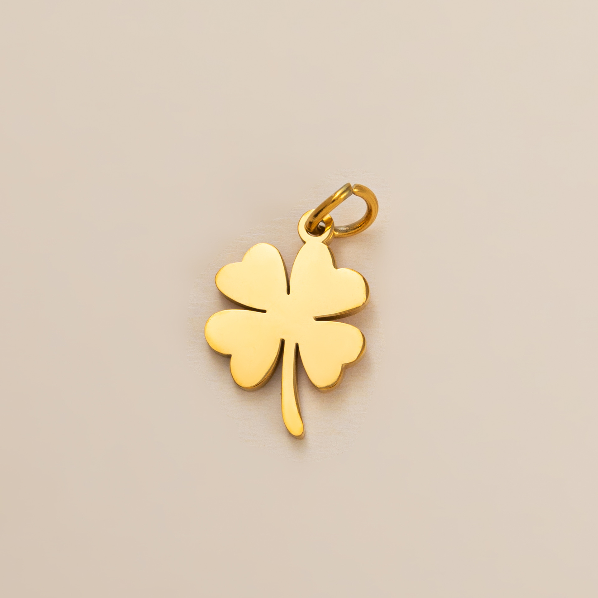 Pendentif trèfle à quatre feuilles