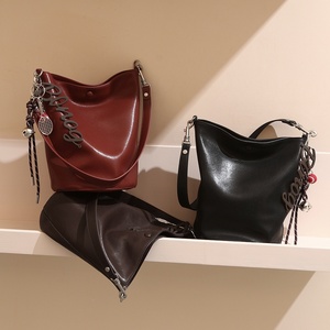 New Autumn Winter Genuine Leather Mobile Phone Bags High-End Crossbody Versatile Handbags Mini Fashion Small Fragrance Bags - Product Image 3