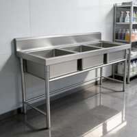 Évier de cuisine commercial moderne, populaire et fonctionnel en acier inoxydable 304, trois bacs, antidérapant, capacité de charge de 300 kg/m