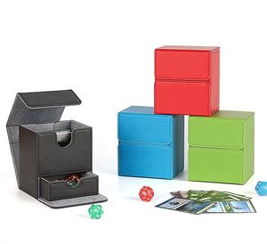 Caja de cubierta de tarjeta de <span class=keywords><strong>juego</strong></span> de pelusa de cuero impermeable Premium portátil MIO con cajón de dados diseño en forma de U para viajar fácilmente para juegos de mesa - Product Image 2