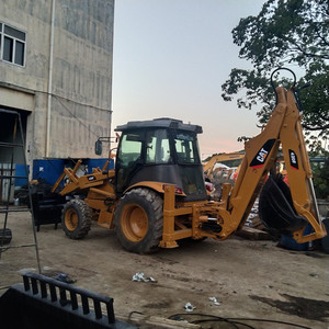 รถตักดินมือสองรถตักตีนตะขาบ420F หนอนผีเสื้อ420F รถตัก - Product Image 4