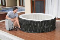 BESTWAY 60059 Lay Z Spa Luxe AirJet, bain à remous gonflable avec éclairage LED, 4-6 personnes, 1,96 m x 66 cm (77 pouces) X 26 pouces)