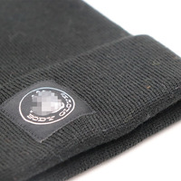 Personnalisé divers types de logos brodés écusson logos brodés chaud hiver chapeaux tricotés mélangé chapeaux tricotés