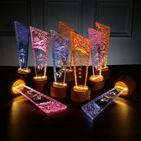 Impression personnalisée, base en bois massif sculptée à la main avec éclairage LED, trophée en cristal pour récompense commémorative d'honneur