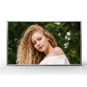 Caja de Luz LED Publicitaria con Diseño de Chica Sexy, Marco de Cierre Rápido, Fabricación China - Product Image 1