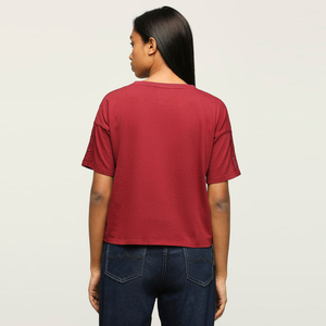 T-shirts pour femmes personnalisés avec service OEM, dernières tendances, t-shirts pour femmes avec logo imprimé personnalisé, t-shirts pour femmes en vente chaude - Product Image 5