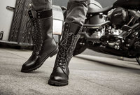 Bottes tactiques noires pour hommes à tige haute, avec boucles métalliques, semelle extérieure en caoutchouc antidérapante, bottes de moto tendance