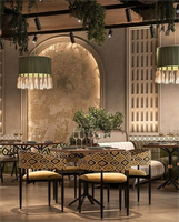 Ensembles de chaises de restaurant en métal rembourrées de luxe avec accoudoirs incurvés, design moderne pour usage commercial et hôtelier