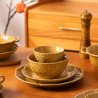 Service de vaisselle en céramique gaufrée blanc ivoire vintage, assiettes, bols, plats et tasses pour la maison, la cuisine, le bistrot, l'hôtel