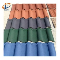 Tôle ondulée Aluzinc 0,41 mm Grade G550 1290x370 mm pour Terminal d'aéroport Tuile de toiture métallique colorée revêtue de pierre