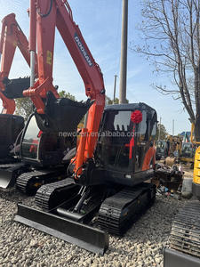 Mini-excavatrice Doosan DX60 d'occasion, 6 tonnes, modèle 2024, godet de 0,21 m, moteur, boîte de vitesses, PLC, pompe à engrenages, roulement, garantie 1 an - Product Image 2