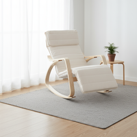 Fauteuil à bascule avec repose-pieds, design scandinave moderne, chaise en bois courbé, structure en bois K/D, tissu en velours, housse amovible, appartement