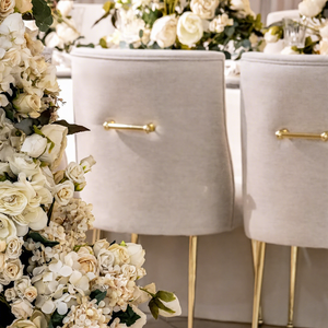 Chaises de salle à manger en velours confortables pour mariage, style moderne et luxueux - Product Image 1