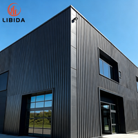 Bâtiment préfabriqué en acier galvanisé, entrepôt métallique isolé résistant au vent pour entrepôt frigorifique et usine de transformation