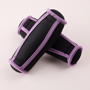 Venta al por mayor de fábrica: Mancuernas de mano con peso unisex <span class=keywords><strong>para</strong></span> fitness, pedales, muñequeras de yoga con peso y bolsas de arena. - Product Image 4