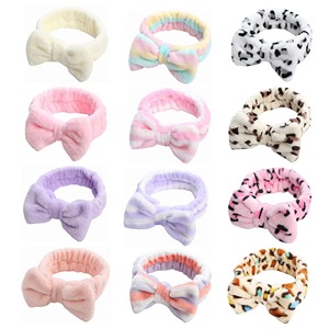 Diadema elástica de leopardo <span class=keywords><strong>para</strong></span> spa, suave, <span class=keywords><strong>para</strong></span> baño, belleza, maquillaje, lavado de cara, con lazo, al por mayor <span class=keywords><strong>para</strong></span> <span class=keywords><strong>niñas</strong></span> y mujeres - Product Image 5