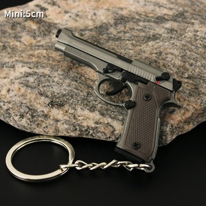 Porte-clés Pistolet Approvisionnement d'Usine Amovible 5cm Mini Beretta Métal Pistolet Modèle Porte-clés Alliage de Zinc Porte-clés Pistolet - Product Image 4
